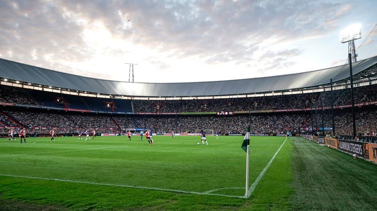 De Kuip - das Stadion von Feyenoord Rotterdam, einem der besten Teams in der Conference League. (Freshfocus)