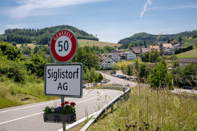 In der Nachbargemeinde Fisibach hat es zu wenig Kandidaten, in Siglistorf gleich vier Neue. 