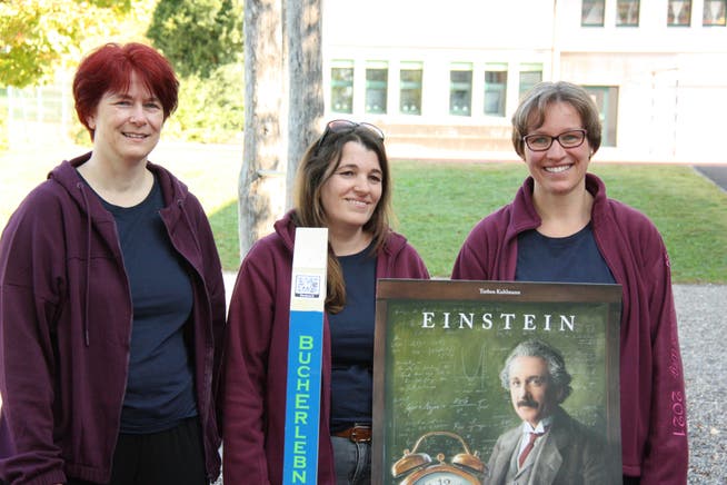 Yvonne Fankhauser, Maya Rhinisperger und Simone Bolliger (v.l.) schicken junge Leserinnen und Leser auf Entdeckungsreise.