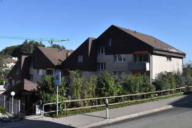 Nach der Fusion sollen die beiden Mehrfamilienhäuser an der Saumstrasse in Herisau für 6,3 Millionen Franken saniert werden. 