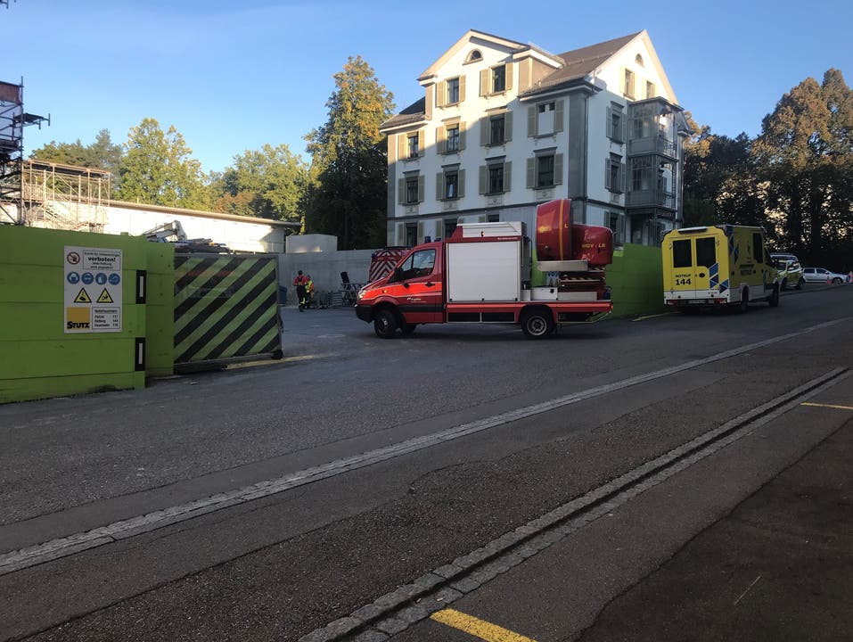 Am Donnerstagnachmittag kurz vor 18 Uhr kam es zu einem kleinen Brand auf dem Dach eines Neubaus beim St.Galler Kantonsspital.