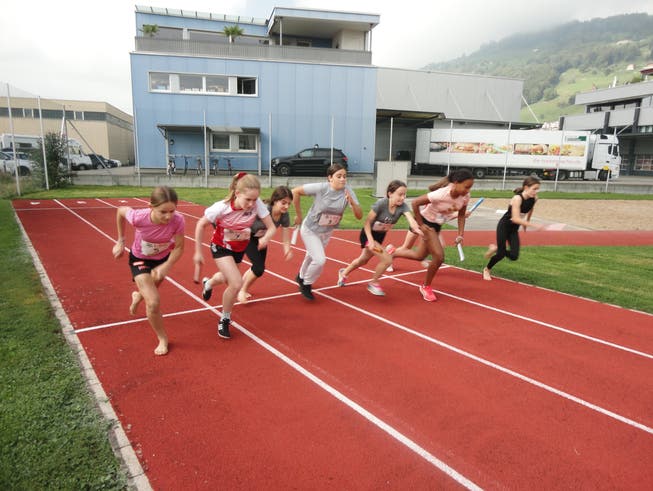 Start zur Americaine 1900 Meter auf der Sport- und Schulanlage in Ennetbürgen.