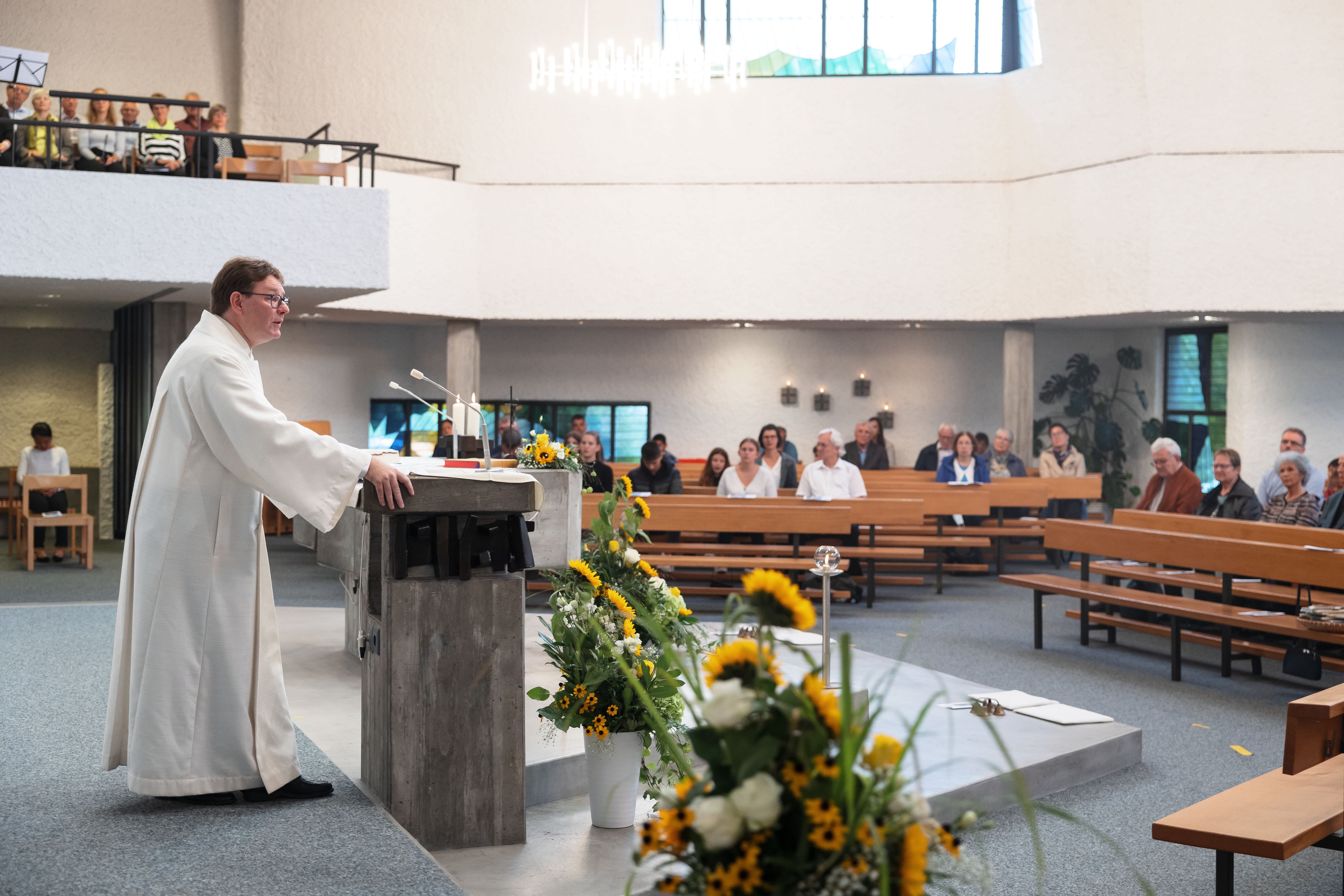 Pfarreiseelsorger Stefan Keiser beim Festgottesdienst.