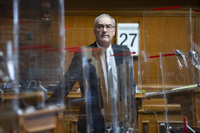 Bundespräsident Guy Parmelin während der Fragestunde im Nationalrat.