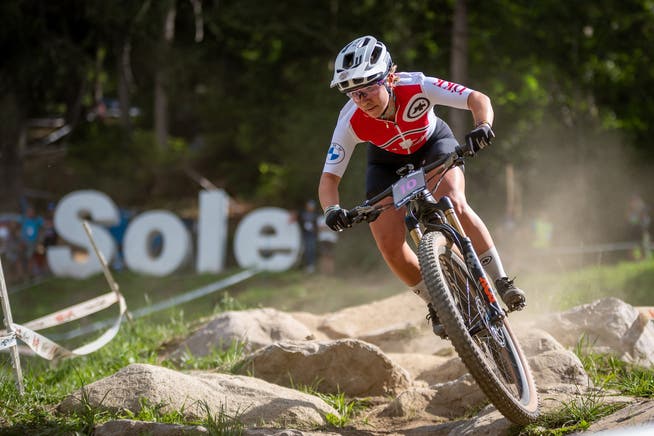 27. August: Die Sennwalderin Nicole Göldi rast an den Weltmeisterschaften von Val die Sole (Italien) zum Weltmeistertitel in der Kategorie E-Mountainbike.