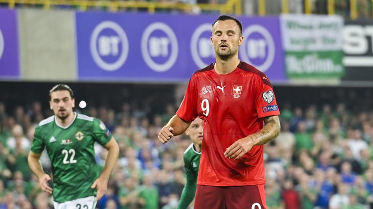 Seferovic verschiesst gegen Nordirland. (Toto Marti/Freshfocus / Blick)