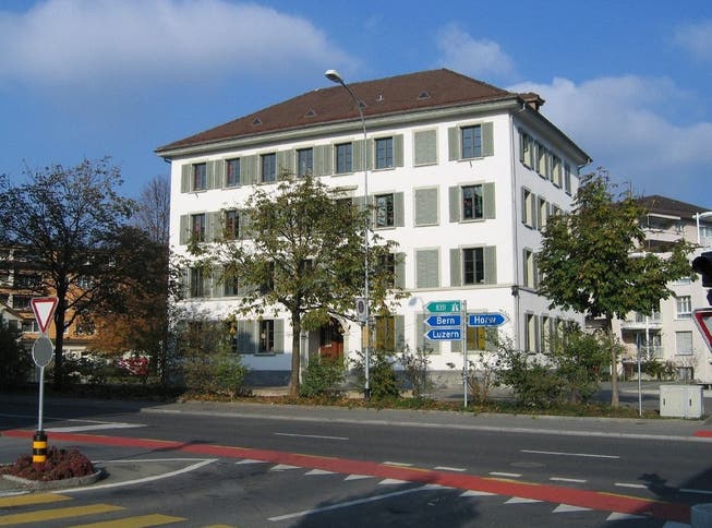 Neben sieben weiteren Schulen erhielten auch die Zentrumsschulhäuser Kriens (im Bild das Schulhaus Dorf) in Luzern ein Label.