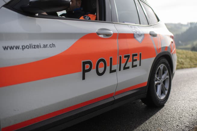 Die Kantonspolizei Appenzell Ausserrhoden will wissen, ob sich in der Silvesternacht ähnliche Vorfälle ereignet haben.