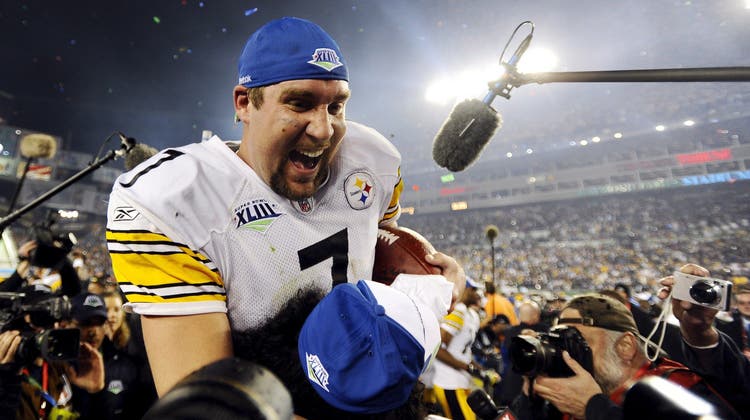 Abschied mit Tränen: Roethlisberger sagte den Fans der Steelers wahrscheinlich Lebewohl. (Don Wright / AP)