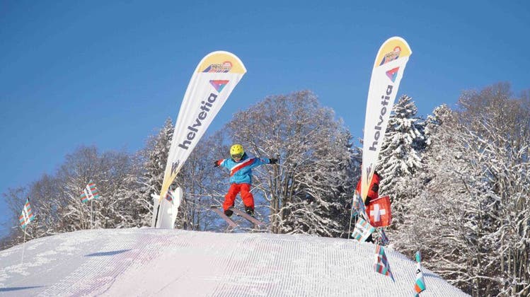 Nächste Woche schnuppern die Obertoggenburger Kinder in die Sportart Skispringen rein. (Bild: PD)