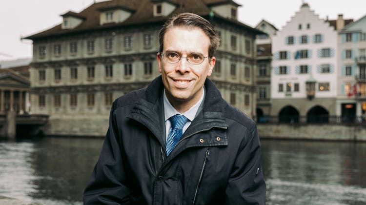 «Es gibt ein gefährliches Wettrennen unter den links-grünen Parteien zur ideologischen Profilierung», sagt FDP-Fraktionspräsident Michael Schmid. (Valentin Hehli)