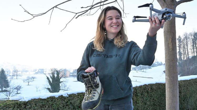 Gianna Rohrer hielt ihre Grenztour um Nidwalden auch mit der Drohne fest. (Bild: Romano Cuonz (Stans, 13. Dezember 2021))