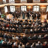 Osterkonzert im Kloster Fischingen. Im Bild: das Orchester um Solistin Anne Schinz und Dirigent Adolf Hennig. (Archivbild: Nana do Carmo)
