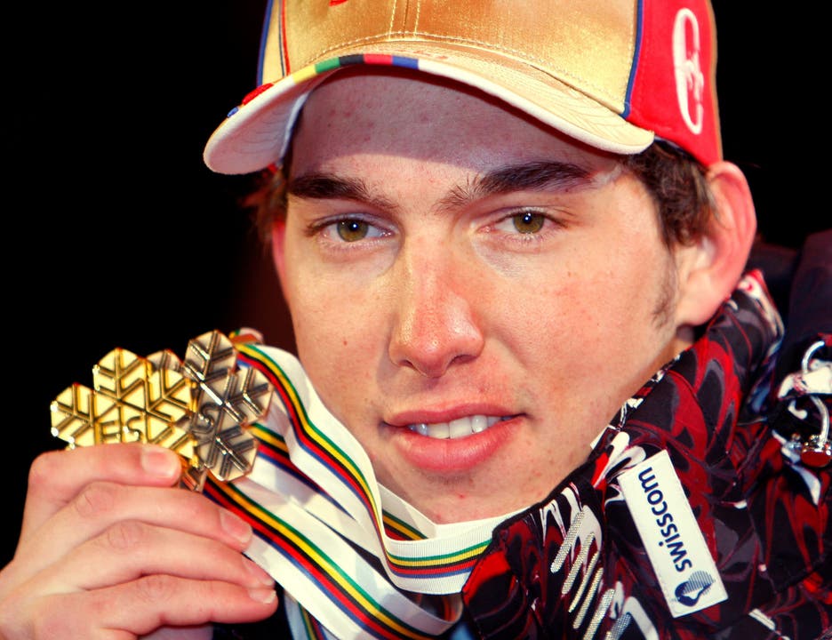 Carlo Janko im Februar 2009 in Val-d'Isère bei der Siegerehrung zu seinem Weltmeistertitel. In der Abfahrt holt er Bronze.