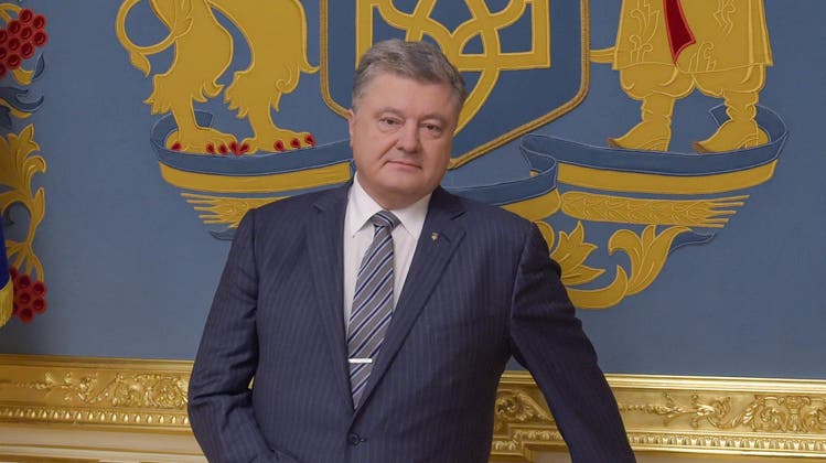 Von 2014 bis 2019 war Petro Poroschenko, hier in seinem damaligen Amtssitz in Kiew, Präsident der Ukraine. Der russische Truppenaufmarsch an der Grenze bereitet ihm grosse Sorgen. (Daniel Biskup / LAIF)