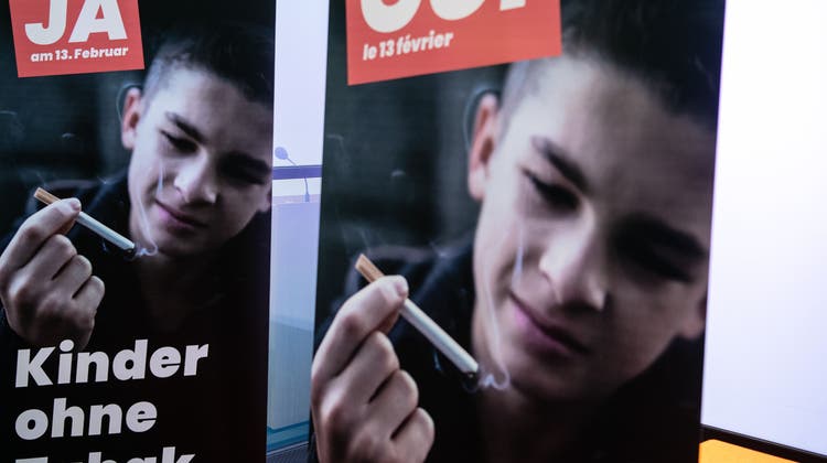 Die Initiative will , dass Kinder und Jugendliche keine Tabakwerbung mehr zu sehen bekommen. (Keystone)