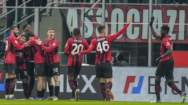 Die AC Milan darf wieder feiern: Nach erfolglosen Jahren kämpft man wieder um Titel. (Antonio Calanni/AP)