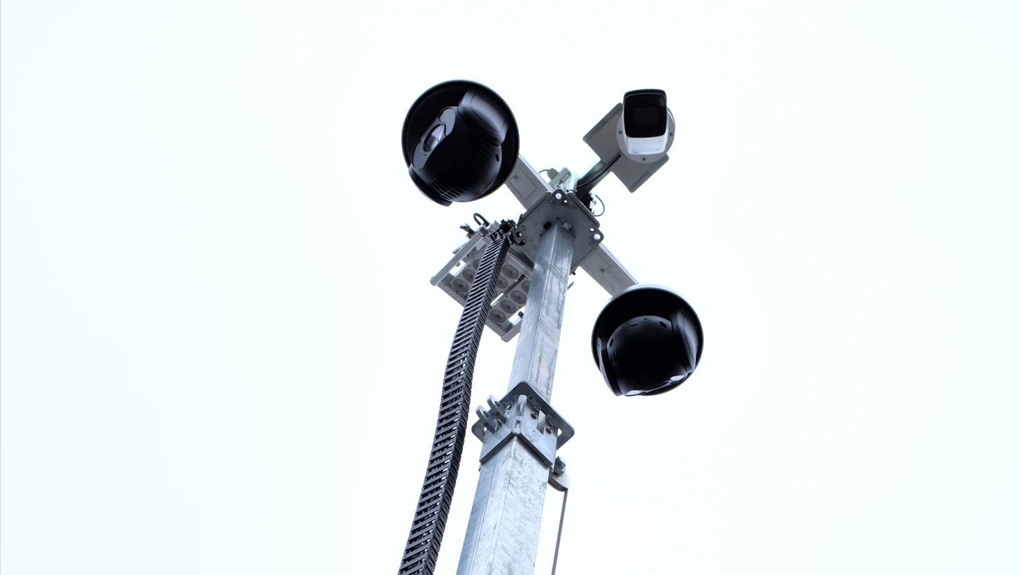 Die mobile Videoüberwachung an der Güterstrasse in Schlieren. (Lukas Elser)