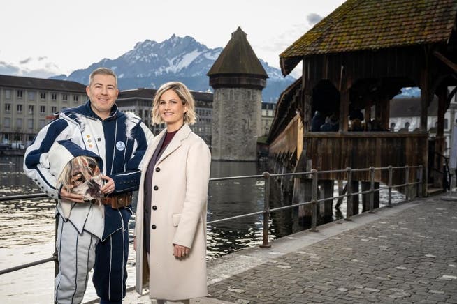Sie moderieren neu die Luzerner Fasnacht 2022: Sämi Deubelbeiss und Fabienne Bamert.