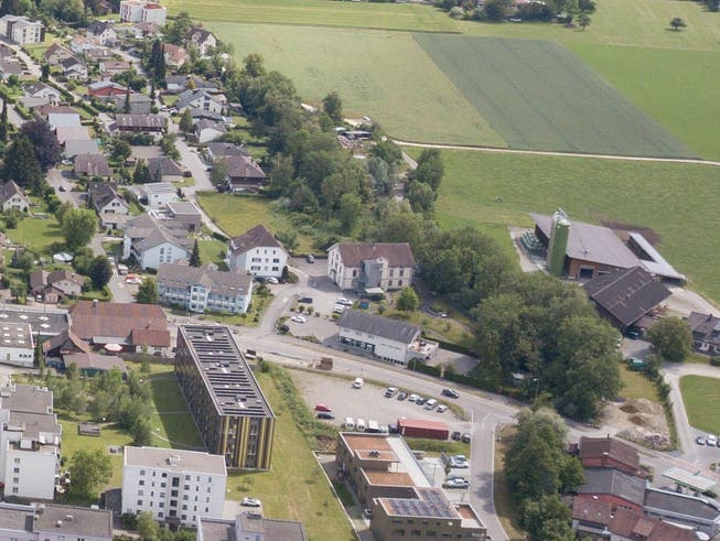 Luftaufnahme der «Alten Mühle», genau in der Bildmitte.