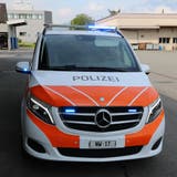 Einsatzfahrzeug der Kantonspolizei Nidwalden, Polizeiauto, Polizeiwagen, Teaserbild, Symbolbild (Leser: Sven Von Holzen / Luzerner Zeitung)