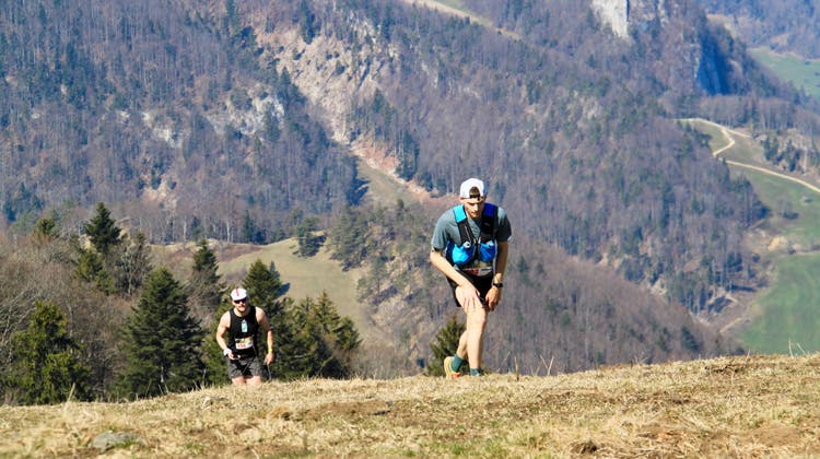 Die Läuferinnen und Läufer erwartet beim Bergmarathon Hohe Winde eine prächtige Aussicht. (Zvg)