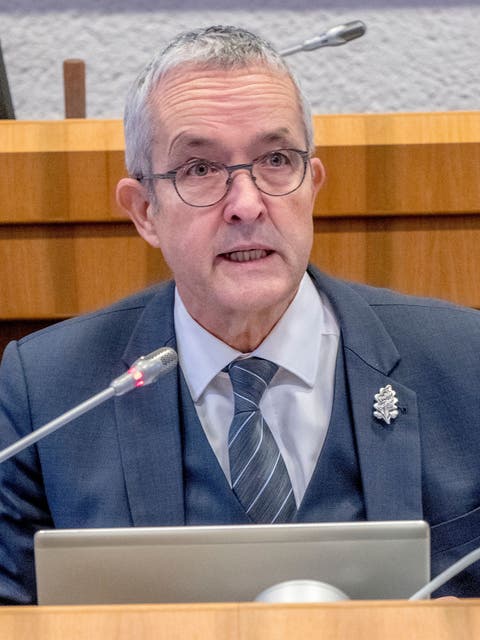Vicepresidente sénior Thomas Weber.