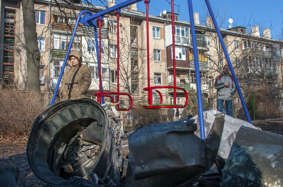 Überreste eines russischen Angriffs in Kharkiv.