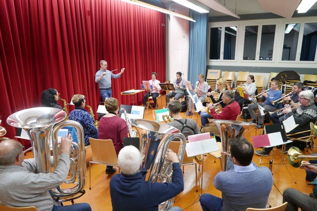 Am Samstag wird Remo Gisler zum letzten Mal vor der Musikgesellschaft Seelisberg den Dirigentenstab schwingen.