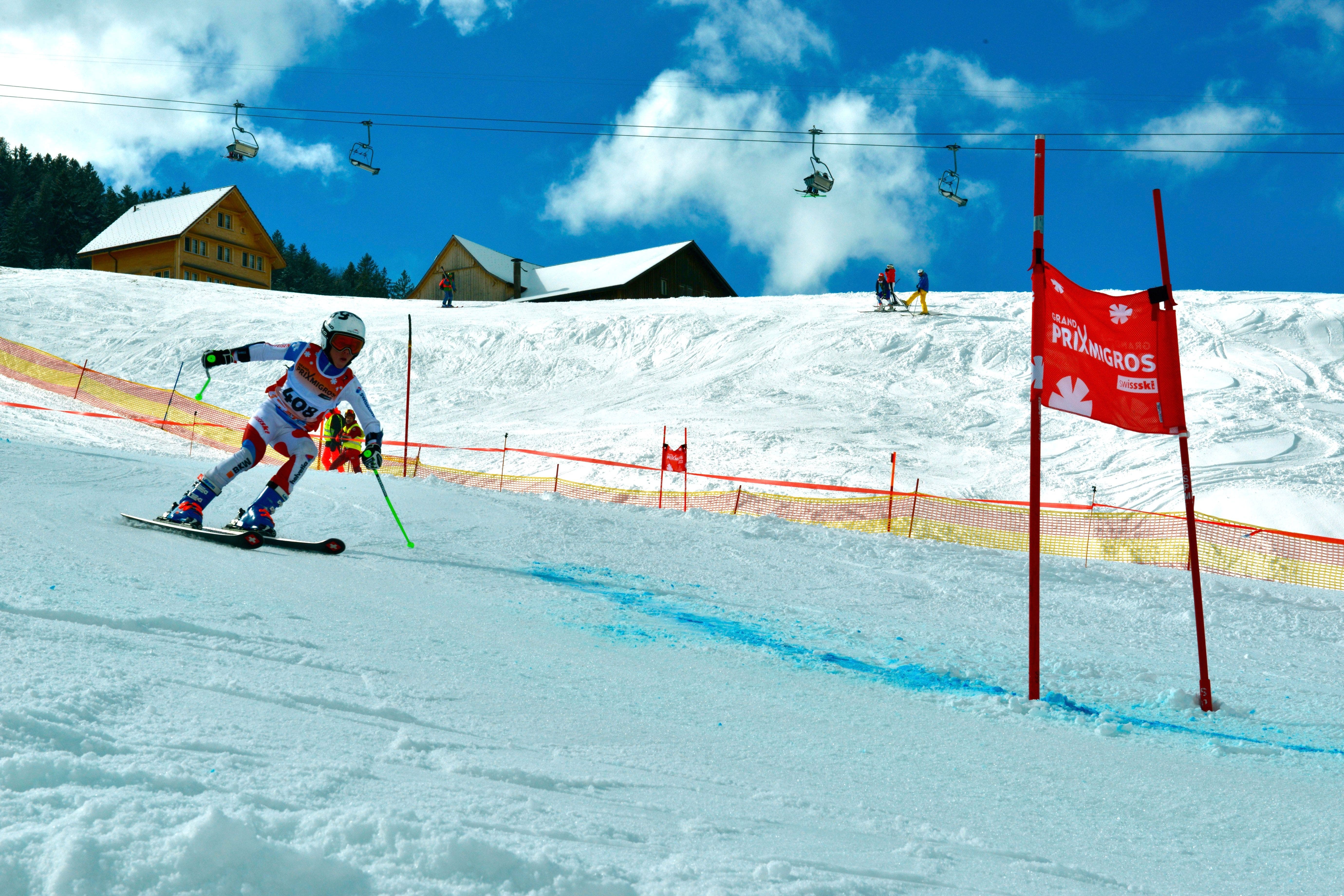 14 Skirennfahrerinnen und Skifahrer aus der Region haben sich am Heimwettkampf in Wildhaus für den Grand-Prix-Migros-Final qualifiziert. Darunter auch Florian Gantenbein aus Grabserberg, der Platz vier bei den Knaben mit Jahrgang 2009 belegte.