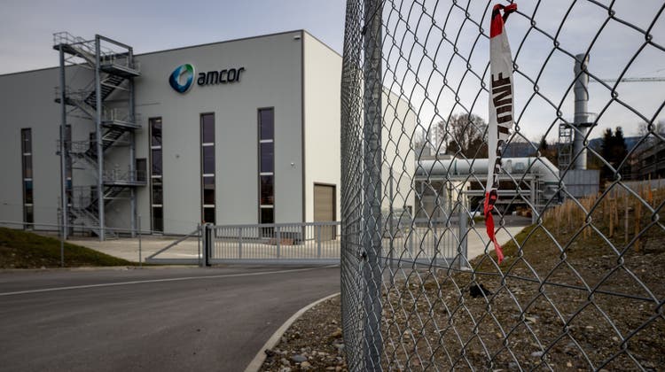 Vom Firmengelände der Amcor Flexibles Rorschach AG in Goldach floss im Dezember 2020 und im Januar 2021 zweimal giftiger Löschschaum in den Bodensee. (Bild: Raphael Rohner)