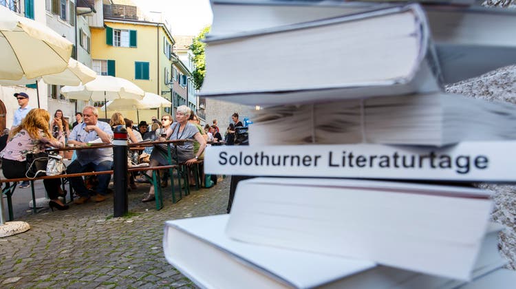 So wünschen sich die Solothurner Literaturtage die diesjährige Ausgabe: Mit viel Publikum und prächtigem Frühsommerwetter. (Hanspeter Bärtschi)