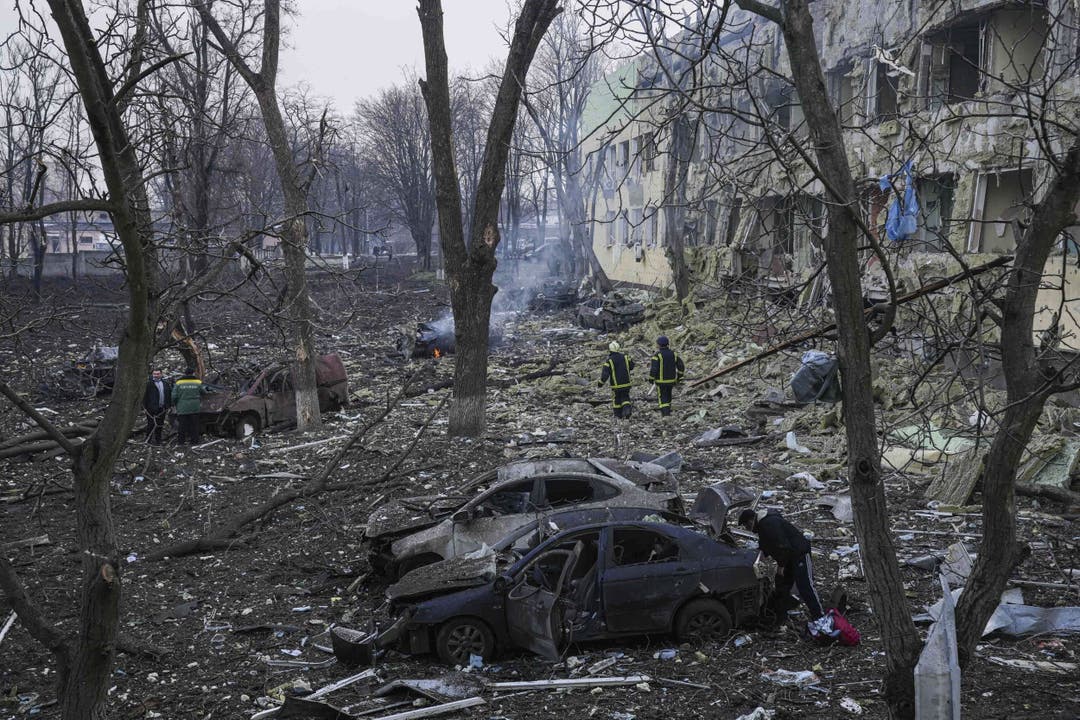 Die Geburtsklinik in Mariupol nach einem Bombenangriff.
