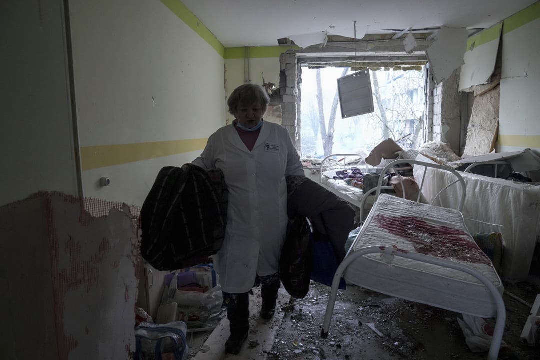 Die Geburtsklinik in Mariupol nach einem Bombenangriff.