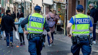 Die Basler Polizei geniesst das Vertrauen des Bevölkerung. (Kenneth Nars)