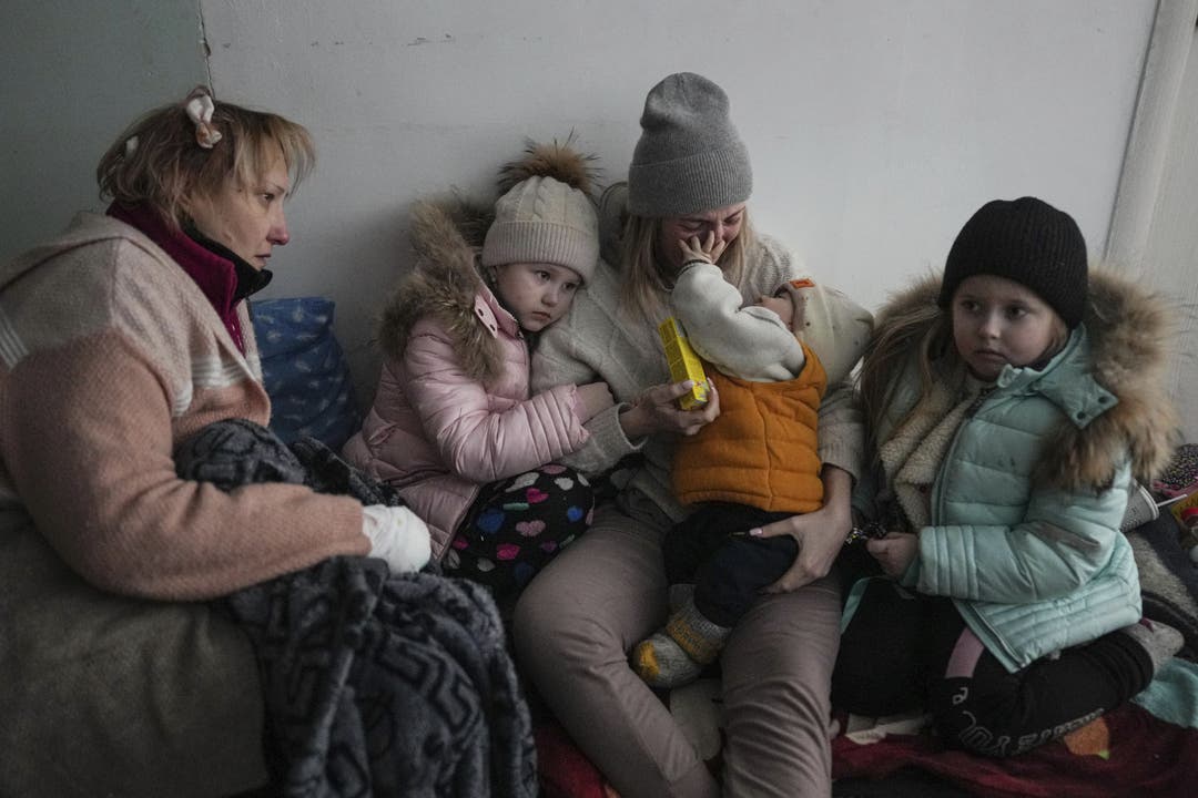 Evakuierungen scheitern: Tausende sitzen in Mariupol fest. 
