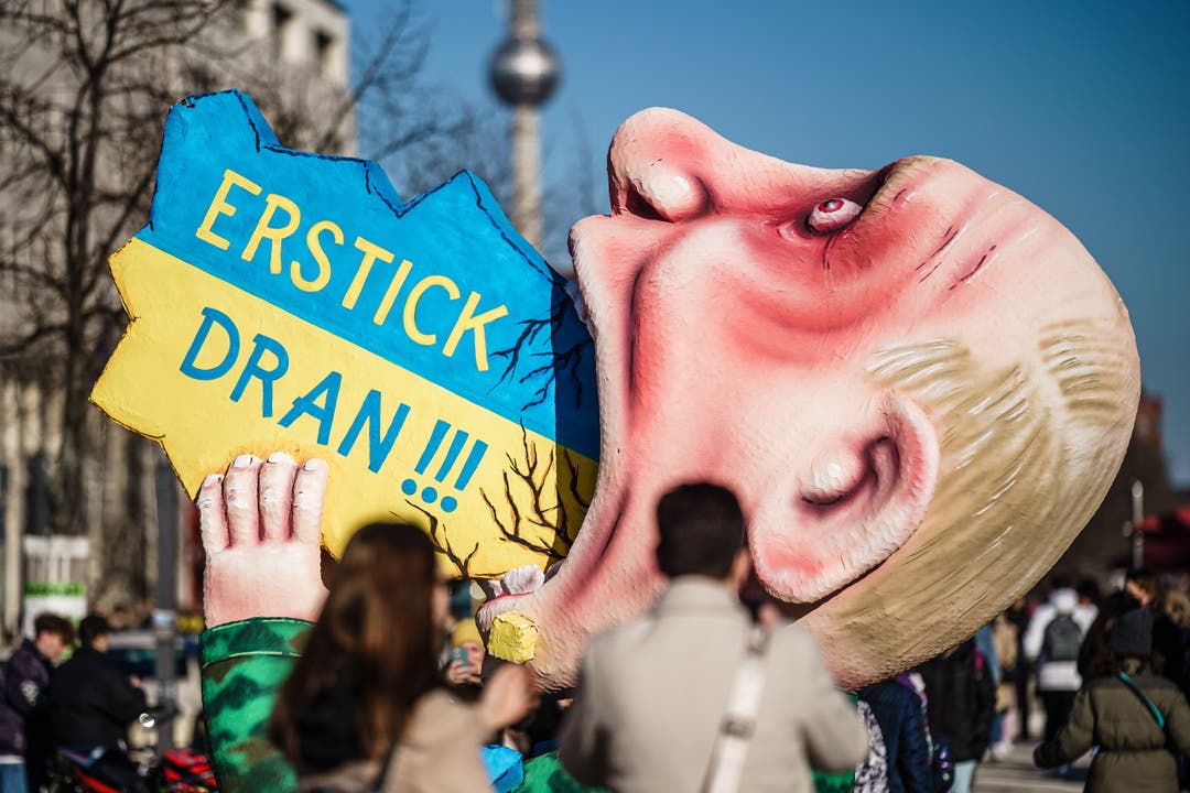 Demo in Berlin gegen den Krieg in der Ukraine am Samstag