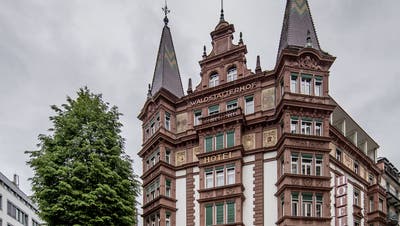Das Hotel Waldstätterhof an der Zentralstrasse. (Bild: Pius Amrein  (Luzern, 20. Mai 2019))