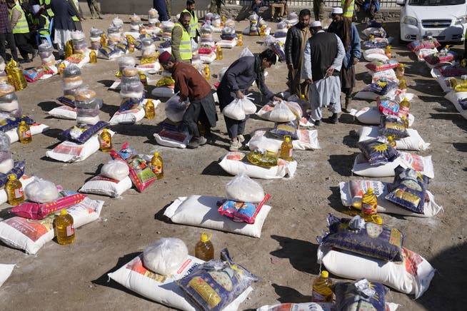 Hilfsaktion in Kabul, Afghanistan.