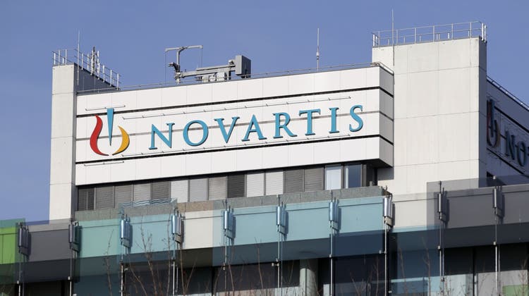 Novartis hat am Dienstag seine konkretisierten Sparpläne den Mitarbeitenden präsentiert. (Stefan Wermuth / Bloomberg)