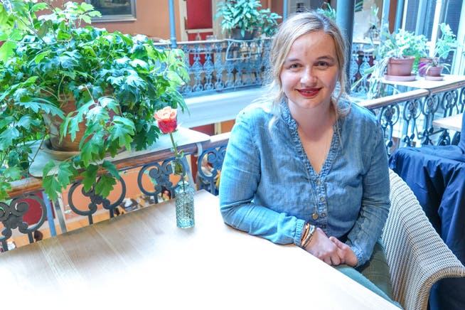 Die Badenerin Lina Hodel moderiert das erste Jugendliteratur-Minifestival «punkt.» im Royal.