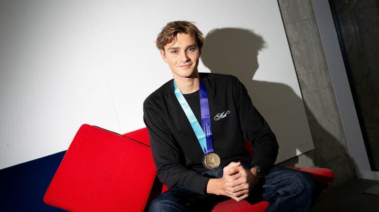 Christian Schreiber mischt im Feld der schnellsten Schwimmer mit, er ist Schweizer Rekordhalter über 1500 m Kurzbahn. (Bild: Tobias Garcia)