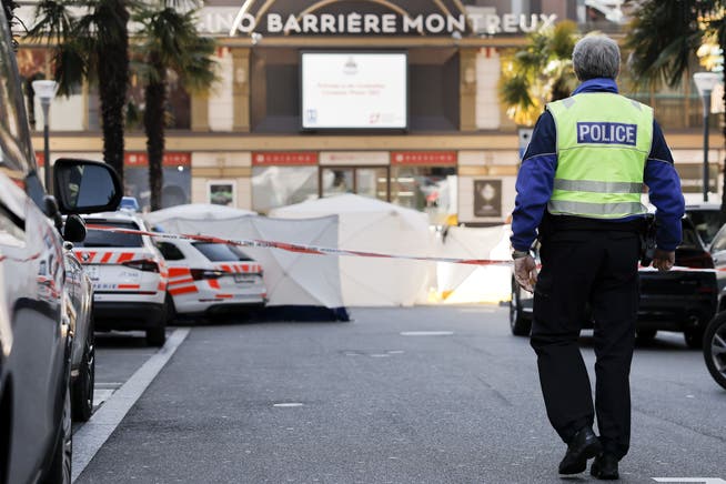 In Montreux sind am Donnerstag fünf Menschen vom 7. Stock eines Hauses gestürzt. Ein Jugendlicher überlebte das Familiendrama schwer verletzt.