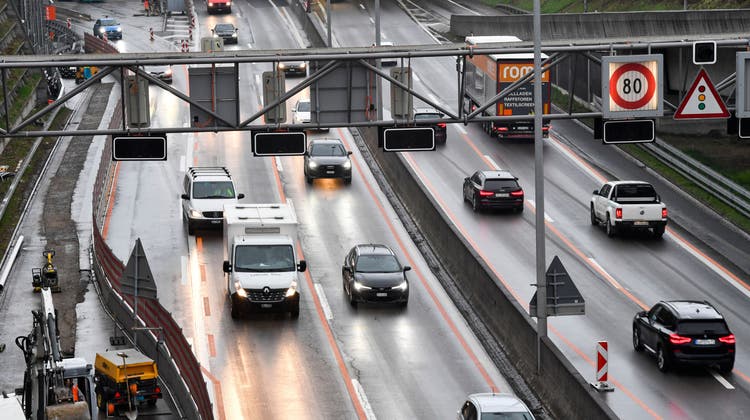 Wo und wie stark sollen die Autobahnen ausgebaut werden? (Bild: Donato Caspari)