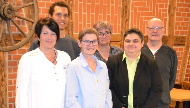 Der Vorstand des Militär-Sanität-Vereins (von links): Alexandra Zberg, Joel Gisler, Michaela Mattli, Hildegard Infanger, Cindj Gamma und Niklaus Lüthi.