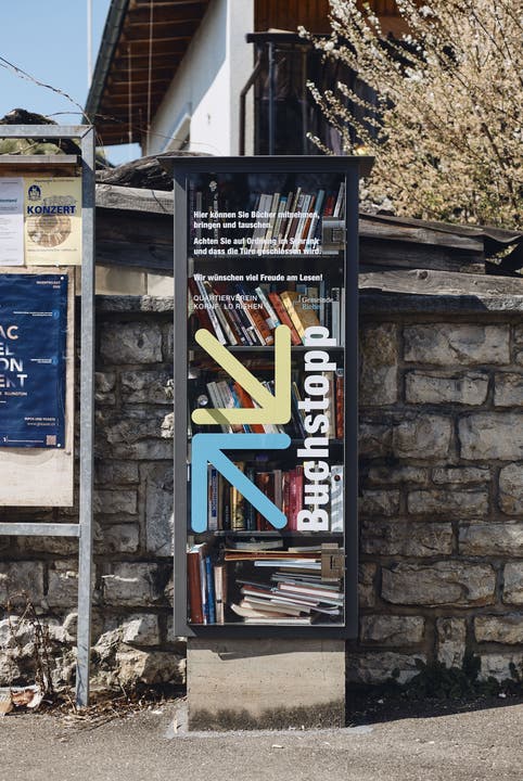 Bücherschrank am Lachenweg in Riehen.