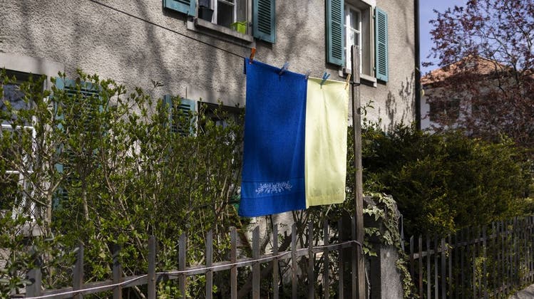 Die Schweizer Behörden agierten in der Ukraine-Krise bürokratisch und zu wenig grosszügig, kritisiert ein Migrationsexperte. (Symbolbild) (Keystone)