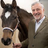Nicht sein Ross, aber seine Leidenschaft: Christian Jaques, Reiterchef beim Sechseläuten und Pferdenarr. (Alex Spichale)