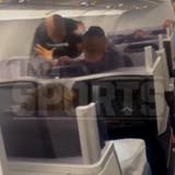 Box-Legende Mike Tyson schlägt im Flugzeug auf Passagier ein