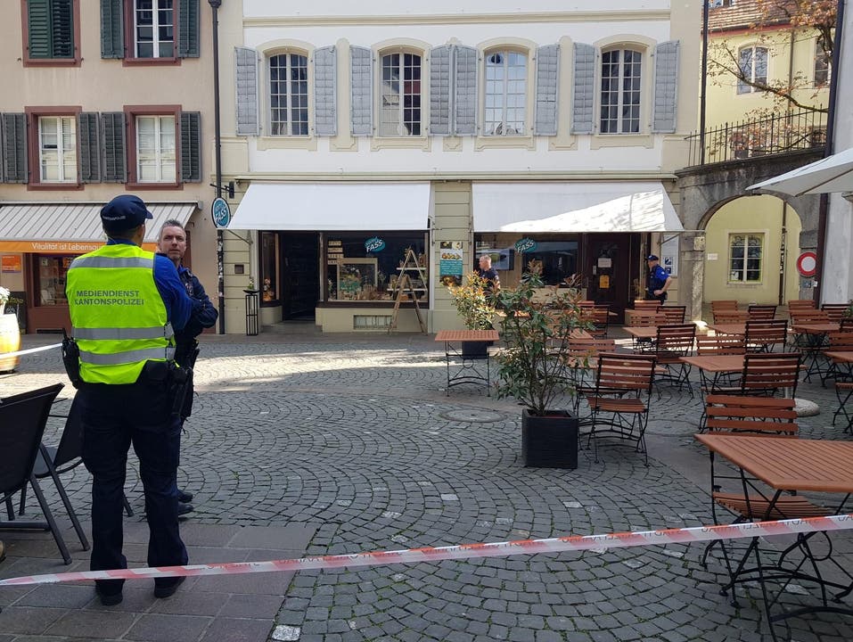Die Pelzgasse in der Aarauer Altstadt war am Freitag stundenlang gesperrt. Grund dafür war gemäss Aargauer Kantonspolizei ein verdächtiges Paket.